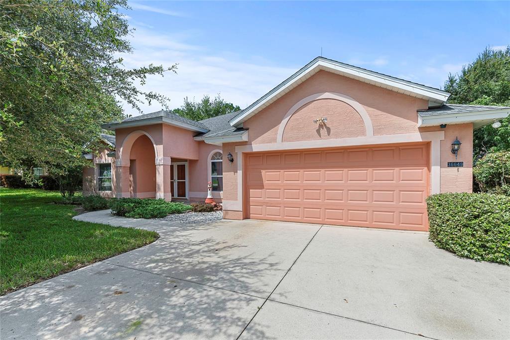 Picture of 36649 Sundance Drive, Grand Island, FL 32735