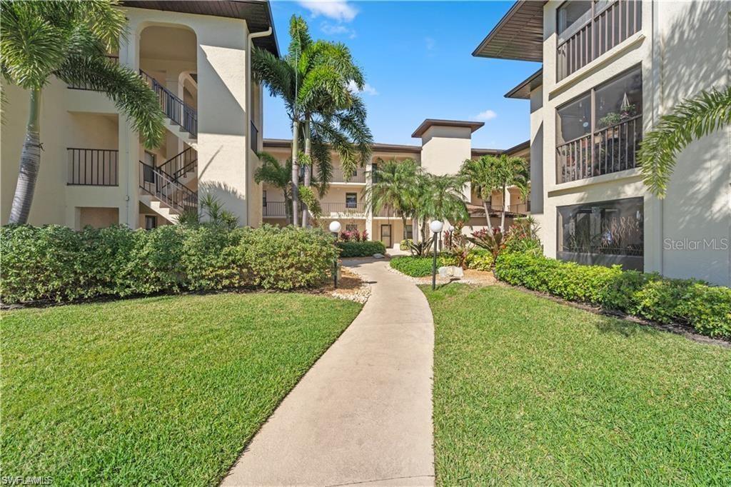 Picture of 8474 Charter Club Circle Unit 11, Fort Myers, FL 33919