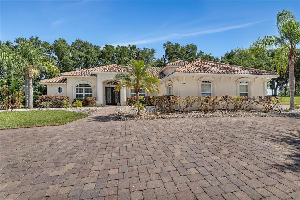 Picture of 16623 Royal Palm Drive, Groveland, FL 34736