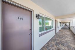 Picture of 1235 S Highland Avenue Unit 1-207, Clearwater, FL 33756