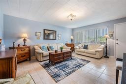 Picture of 1235 S Highland Avenue Unit 1-207, Clearwater, FL 33756