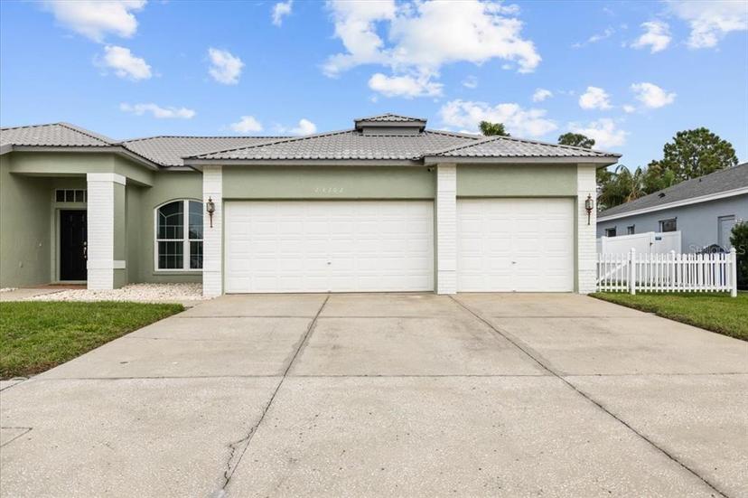 Picture of 13102 Prestwick Drive, Riverview FL 33579