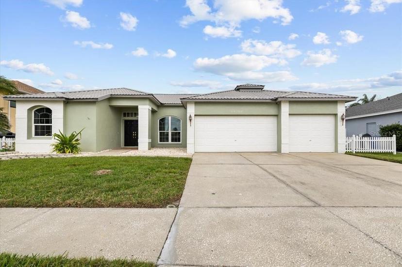 Picture of 13102 Prestwick Drive, Riverview FL 33579