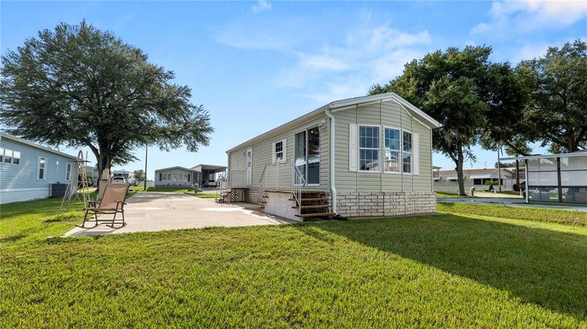 Picture of 4936 Shore Line Drive, Polk City FL 33868