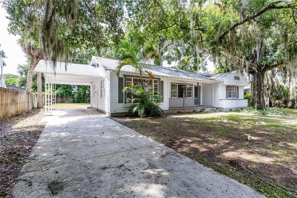 Picture of 504 Citrus Avenue, Eustis, FL 32726