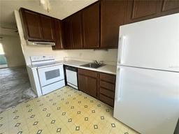 Picture of 182 114Th Terrace Ne Unit 182, St Petersburg, FL 33716