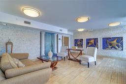 Picture of 223 Island Way Unit 5D, Clearwater Beach, FL 33767