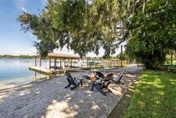 Picture of 121 E Lake Summit Drive, Winter Haven, FL 33884