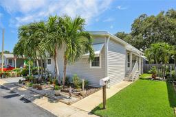 Picture of 6950 46Th Avenue N Unit 21, St Petersburg, FL 33709