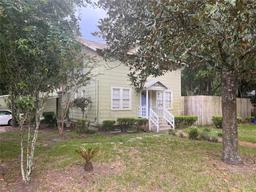 Picture of 1035 NE 3Rd Avenue, Gainesville, FL 32601