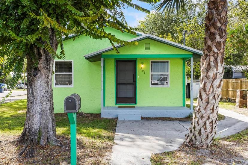 Picture of 103 E Booe Street, Bunnell FL 32110