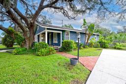 Picture of 5915 N Dexter Avenue, Tampa, FL 33604