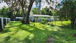 Picture of 9413 Ripley Road, Thonotosassa, FL 33592