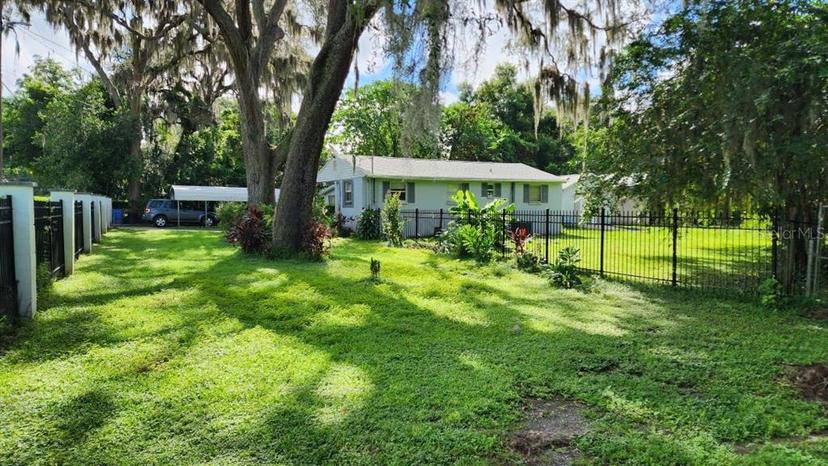 Picture of 9413 Ripley Road, Thonotosassa FL 33592