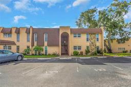 Picture of 224 Aspen Circle, Seminole, FL 33777