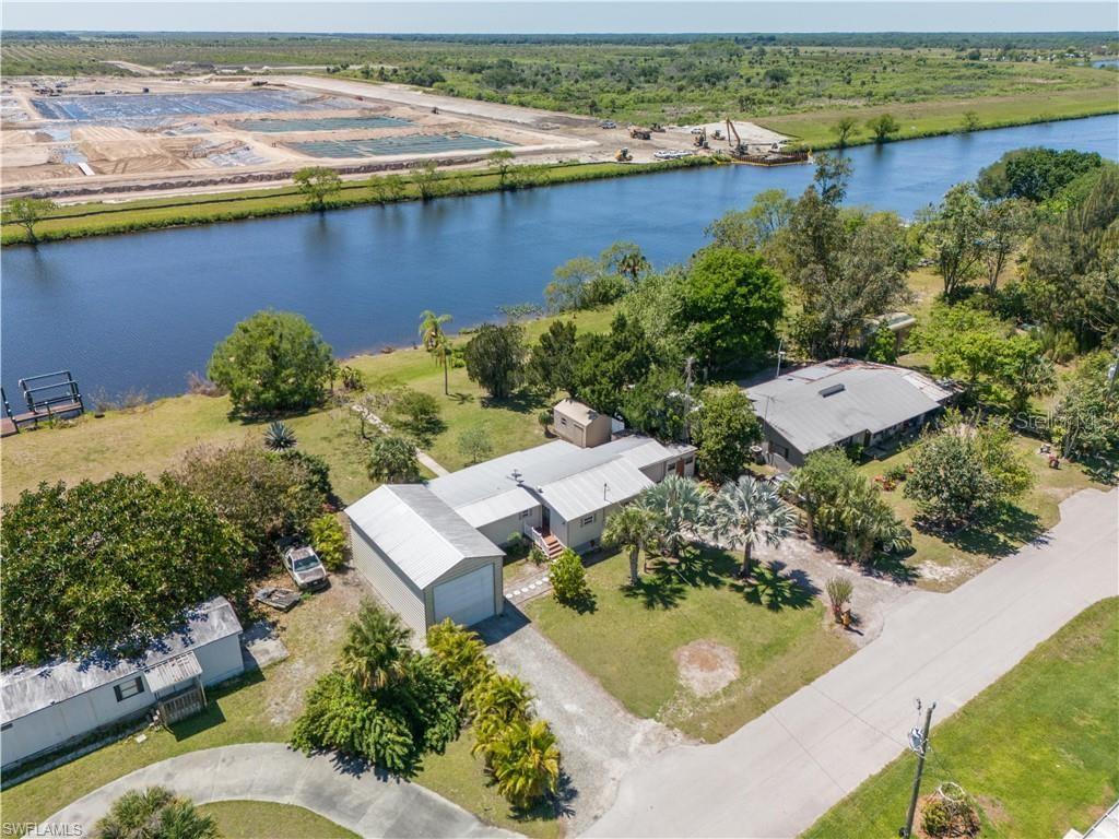 Picture of 1014 E Anchor Lane, Moore Haven, FL 33471