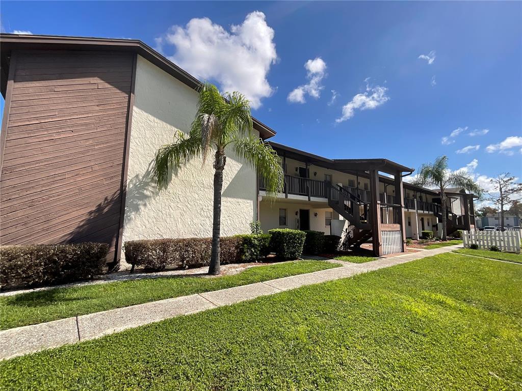 Picture of 5521 Bay Boulevard Unit 201, Port Richey, FL 34668