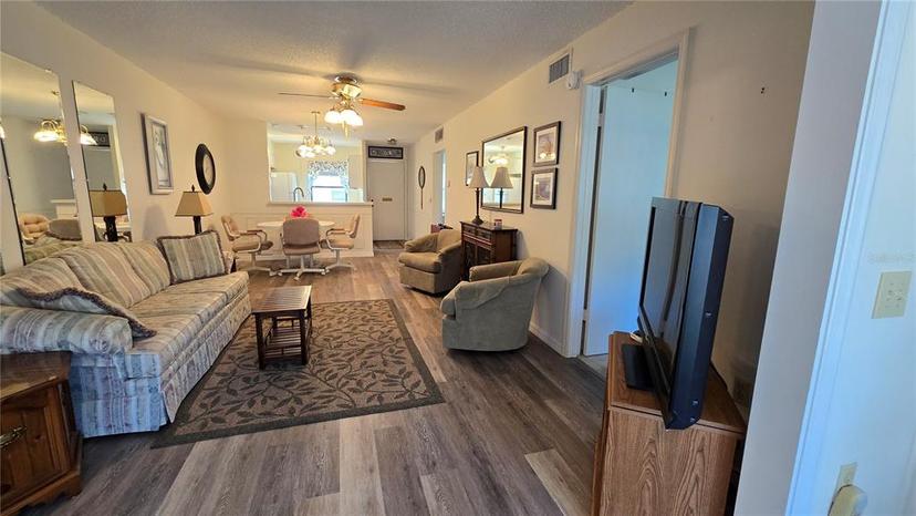 Picture of 2969 Flint Drive N Unit 82-C, Clearwater FL 33759