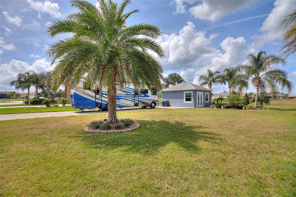 Picture of 544 Narrow Pond Road, Polk City, FL 33868