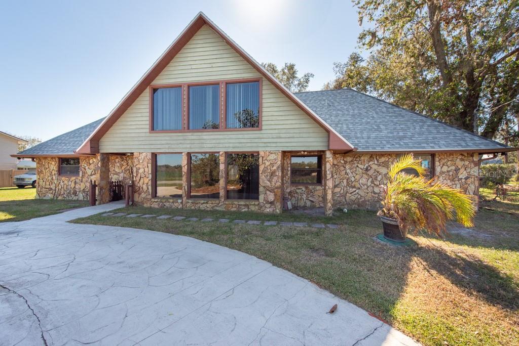 Picture of 214 Warren Road, Lutz, FL 33548