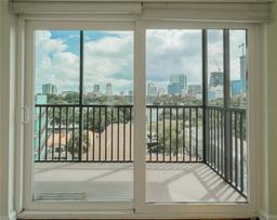 Picture of 750 Burlington Avenue N Unit 5D, St Petersburg, FL 33701