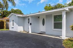 Picture of 6685 17Th Street N, St Petersburg, FL 33702