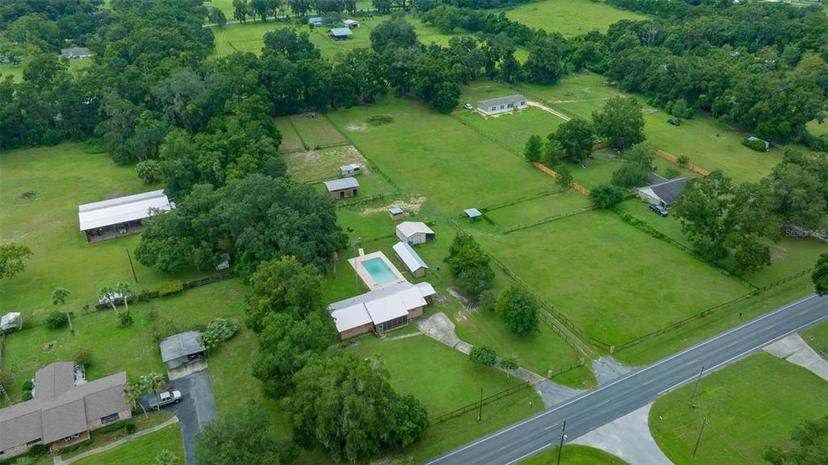 Picture of 3040 NE 97Th Street Road, Anthony FL 32617