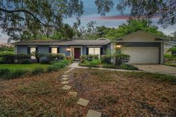 Picture of 6924 Greenhill Place, Tampa, FL 33617