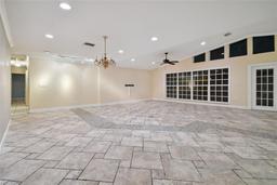 Picture of 6924 Greenhill Place, Tampa, FL 33617