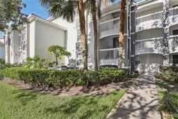 Picture of 13905 Fairway Island Drive Unit 1022, Orlando, FL 32837