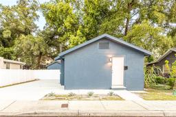 Picture of 118 W Sligh Avenue, Tampa, FL 33604