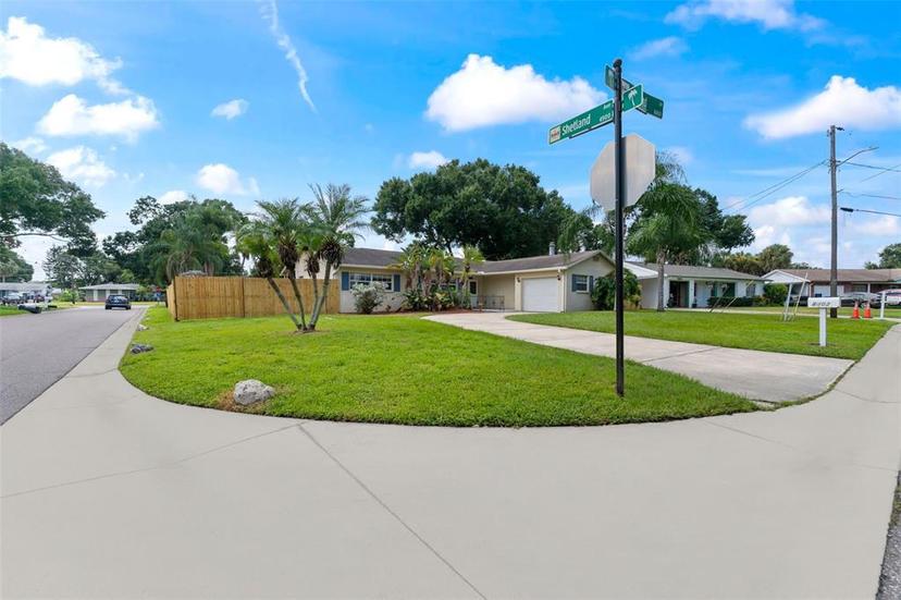 Picture of 8402 Bedford Lane, Tampa FL 33615