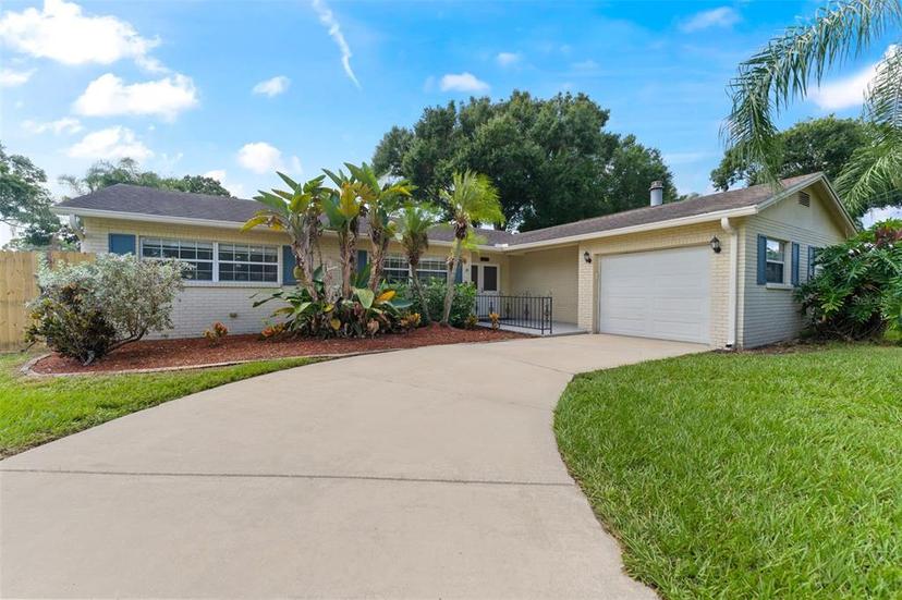 Picture of 8402 Bedford Lane, Tampa FL 33615