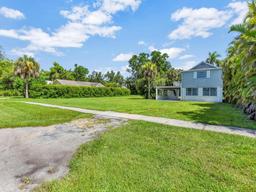 Picture of 1428 Poinciana Avenue, Fort Myers, FL 33901