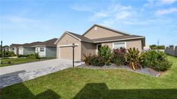 Picture of 6094 Eagle Pointe Drive, Lakeland, FL 33812