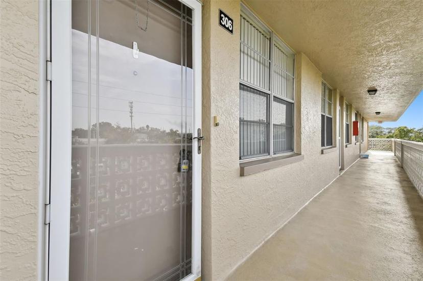 Picture of 5095 Bay Street Ne Unit 306, St Petersburg FL 33703