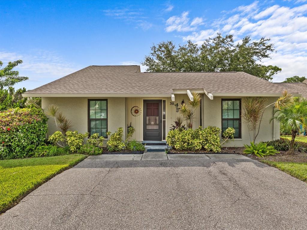 Picture of 30 Windrush Bay Drive, Tarpon Springs, FL 34689