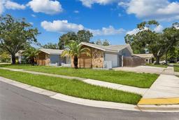 Picture of 1921 Blue Heron Way, Palm Harbor, FL 34683