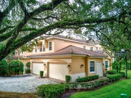 Picture of 44 Camino Real Boulevard Unit 44, Howey In The Hills, FL 34737