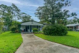 Picture of 903 NE 24Th Terrace, Gainesville, FL 32641