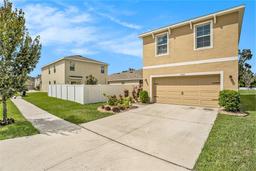 Picture of 3508 Diamond Leaf Court, Valrico, FL 33594