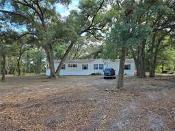 Picture of 15290 SE Highway 42, Weirsdale, FL 32195