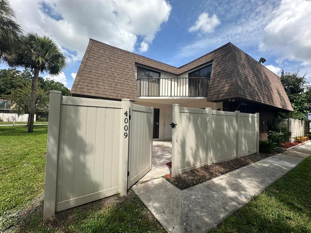 Picture of 4009 Shannon Brown Drive, Orlando, FL 32808