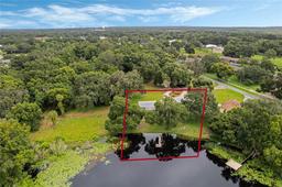 Picture of 216 E Mirror Lake Drive, Fruitland Park, FL 34731