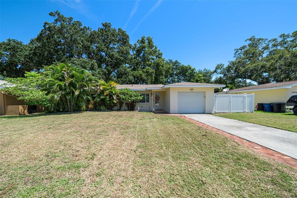 Picture of 2452 Chaucer Street, Clearwater, FL 33765