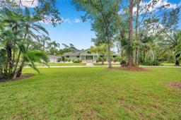 Picture of 6775 Timberland Lane, Sarasota, FL 34241