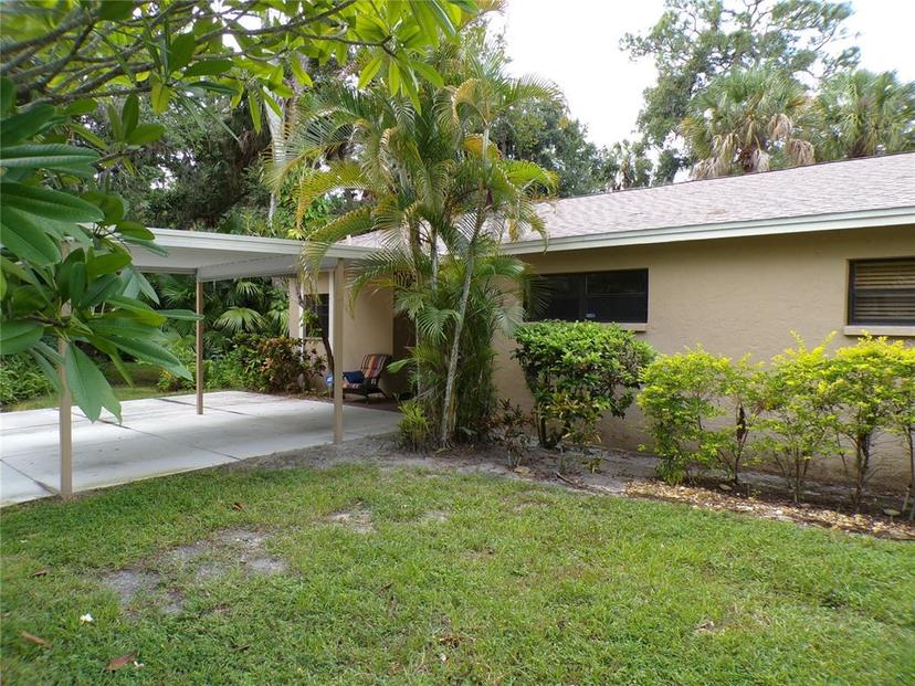 Picture of 4973 Village Gardens Drive Unit 50, Sarasota FL 34234