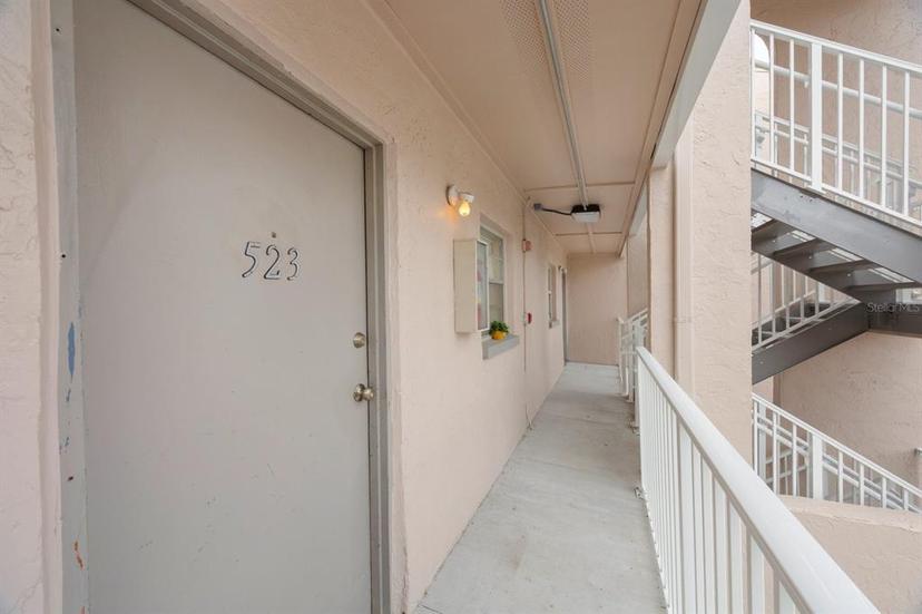 Picture of 2625 State Road 590 Unit 523, Clearwater FL 33759