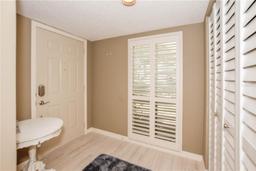 Picture of 473 Wexford Circle Unit 97, Venice, FL 34293