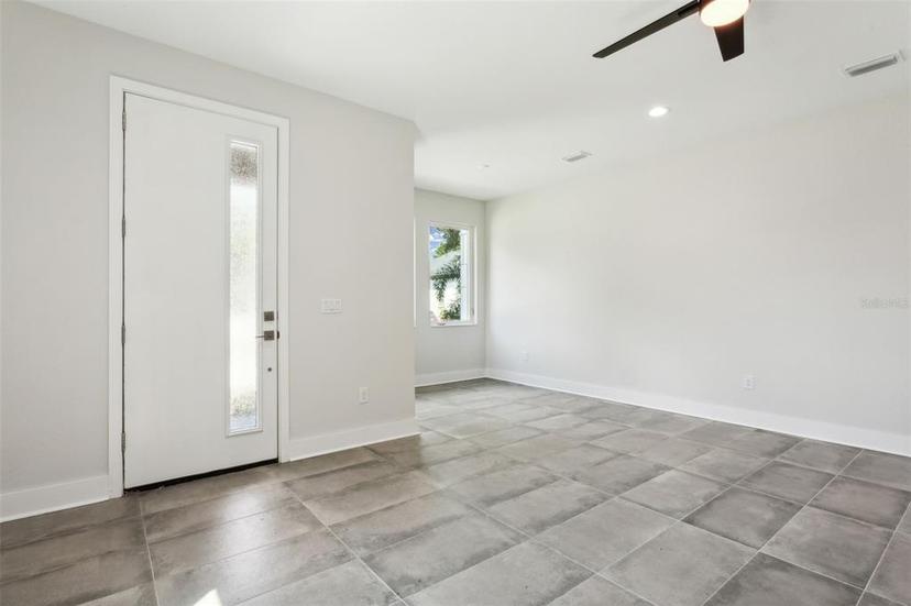 Picture of 2138 2 W Beach Street, Tampa FL 33607